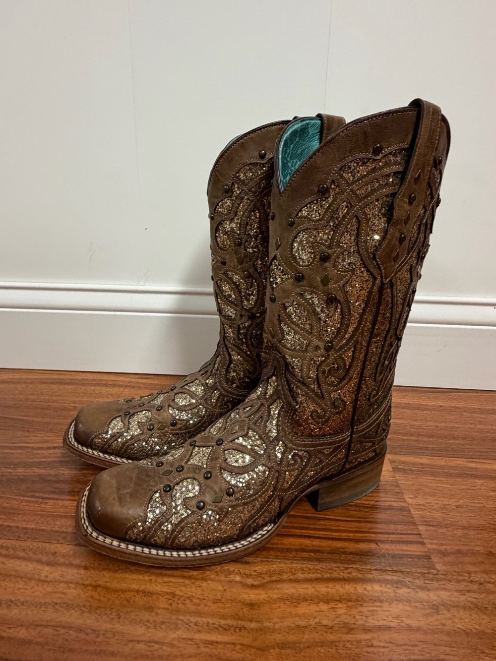 Corral Glitter Inlay Cowboy Boots - Picture 1 of 6